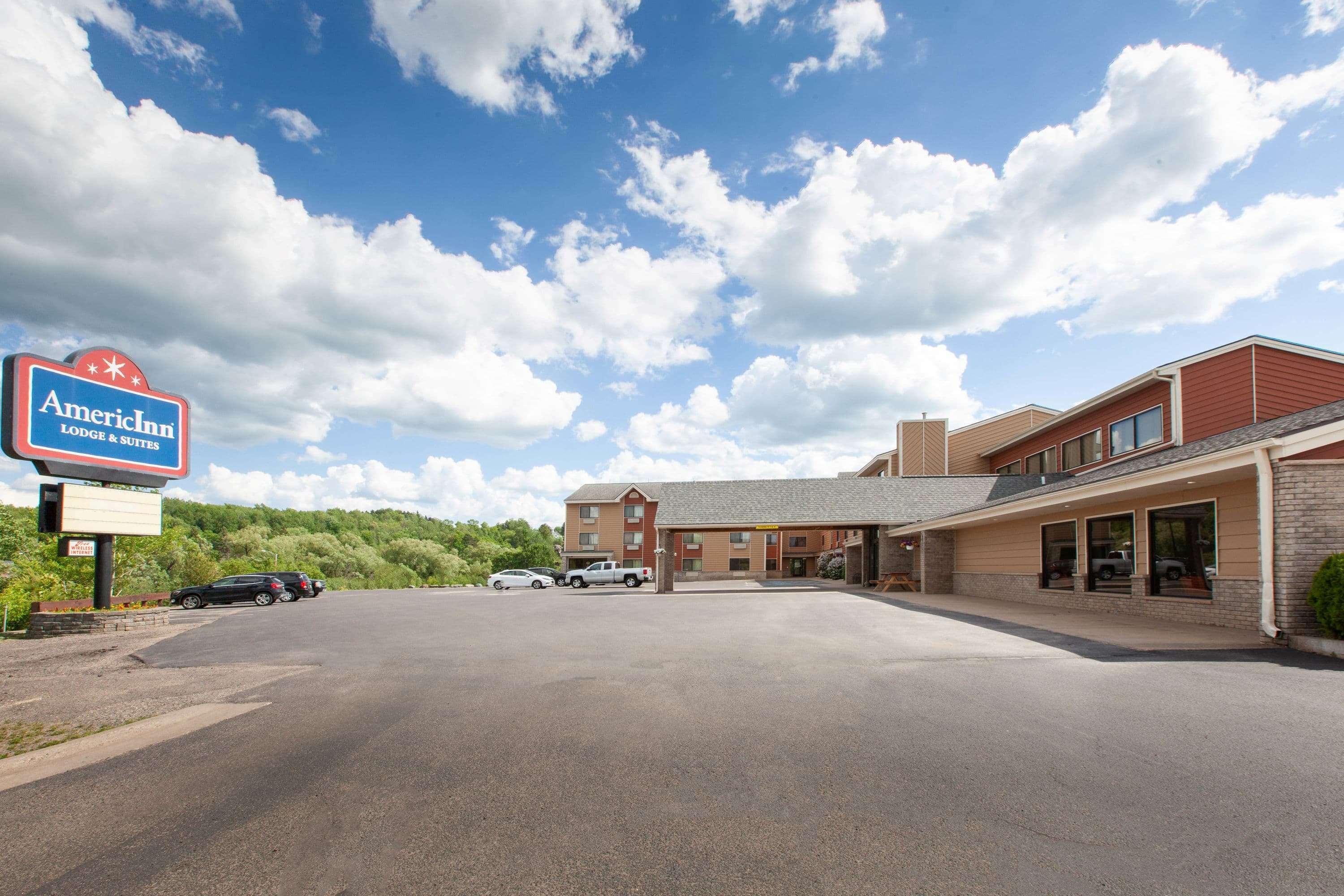 Americinn By Wyndham Iron River Exterior photo